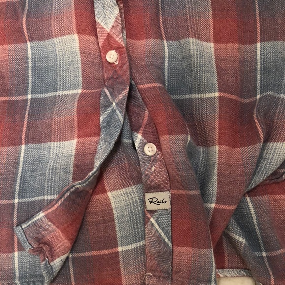 Rails plaid shirt- Almost BRAND NEW. - Picture 3 of 3